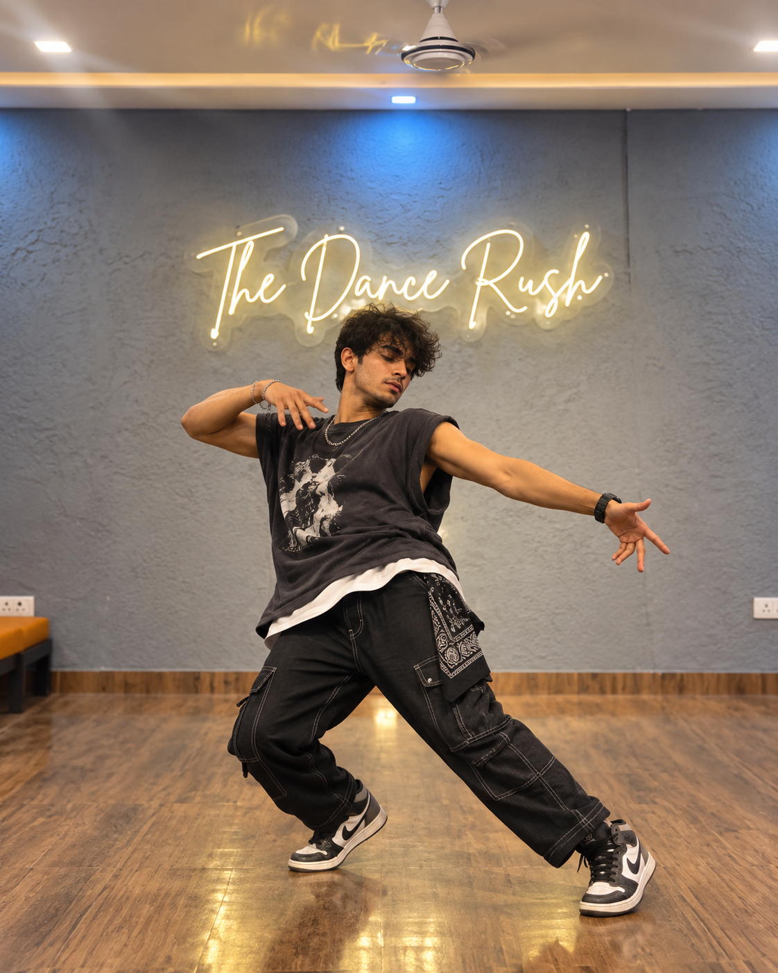 Hip Hop studio pose
